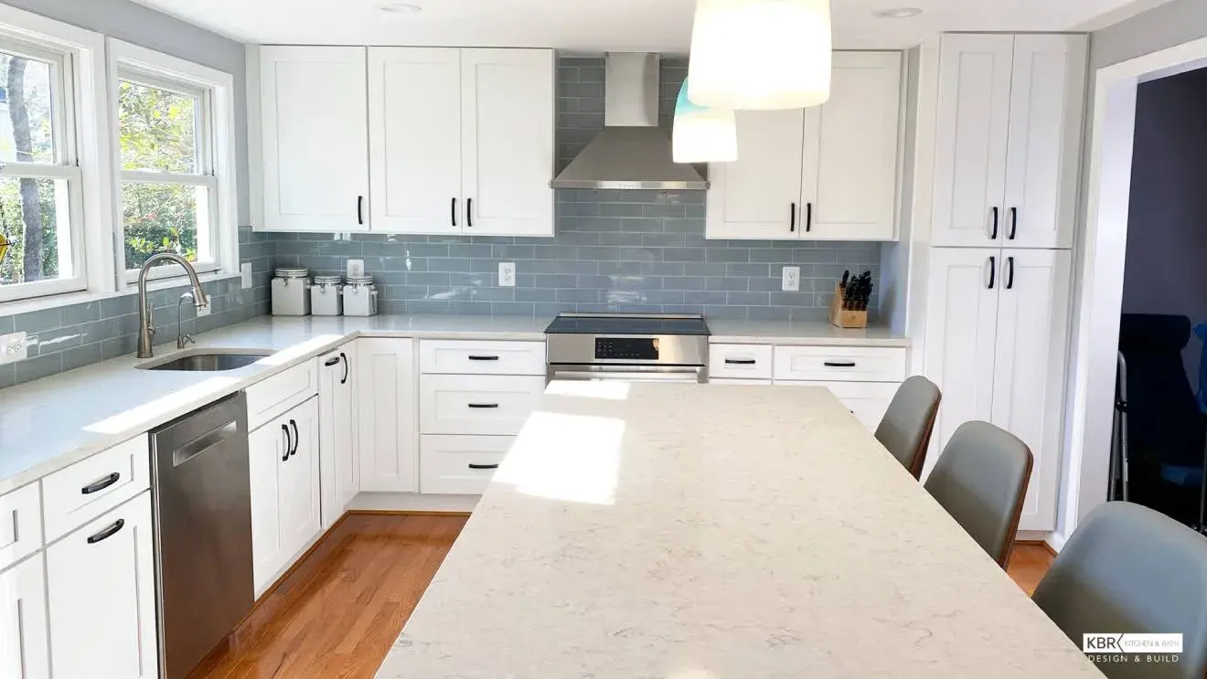 Functional-Small-Kitchen-With-Quartz-Countertop-in-Herndon-VA-8.jpg Functional-Small-Kitchen-With-Quartz-Countertop-in-Herndon-VA-8.jpg